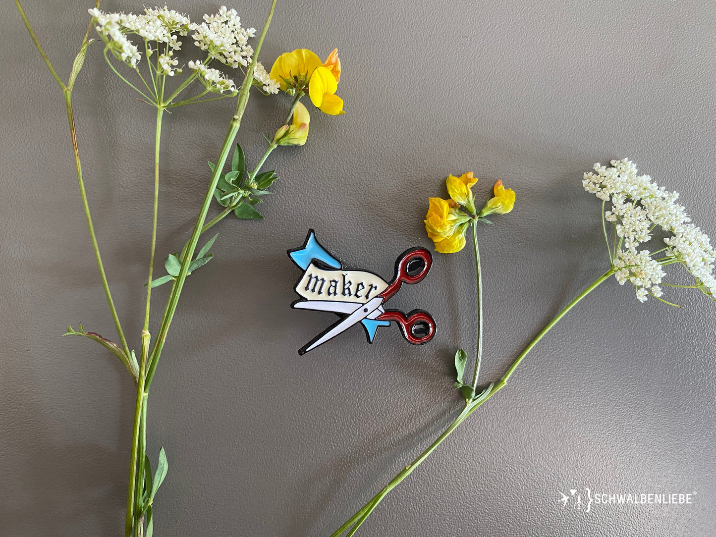 MAKER | PIN